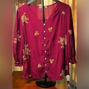 NWOT Figueroa & Flower Burgundy Blouse with Gold Embroidered Floral Accents Med